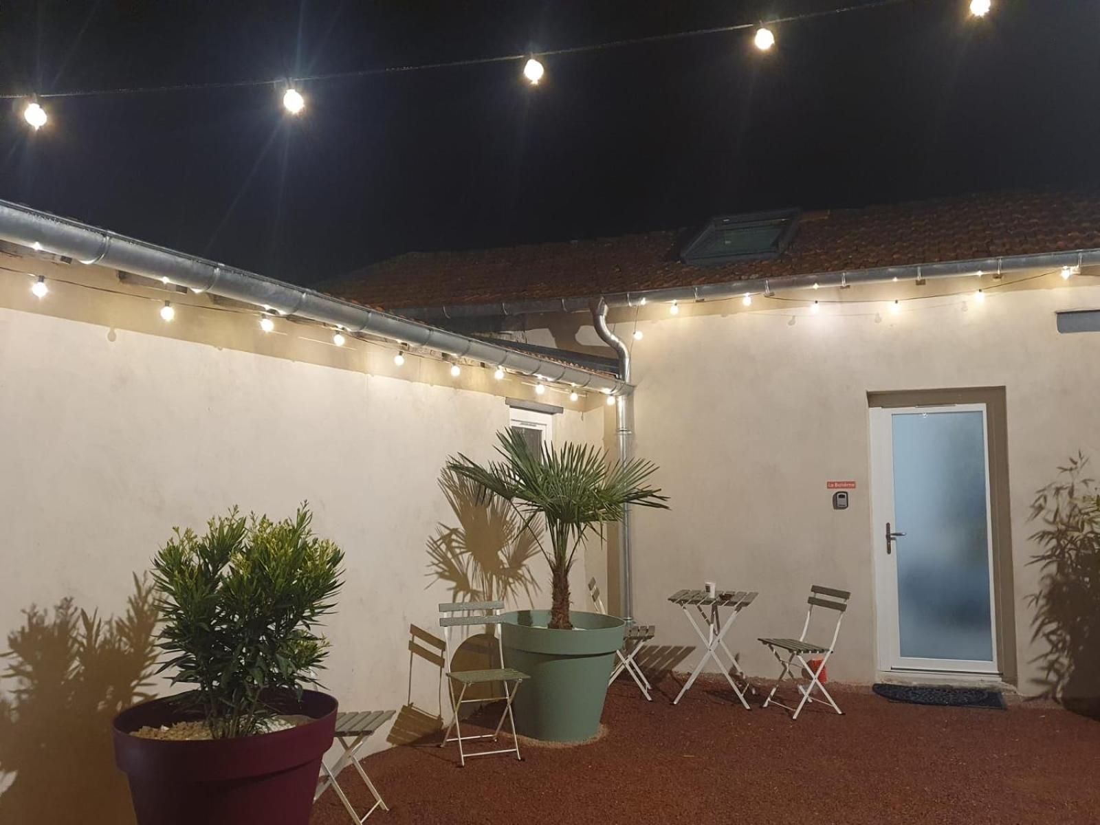 Le Boheme, Sauna & Spa Riorges المظهر الخارجي الصورة