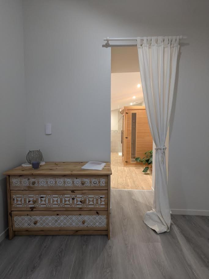 Le Boheme, Sauna & Spa Riorges المظهر الخارجي الصورة
