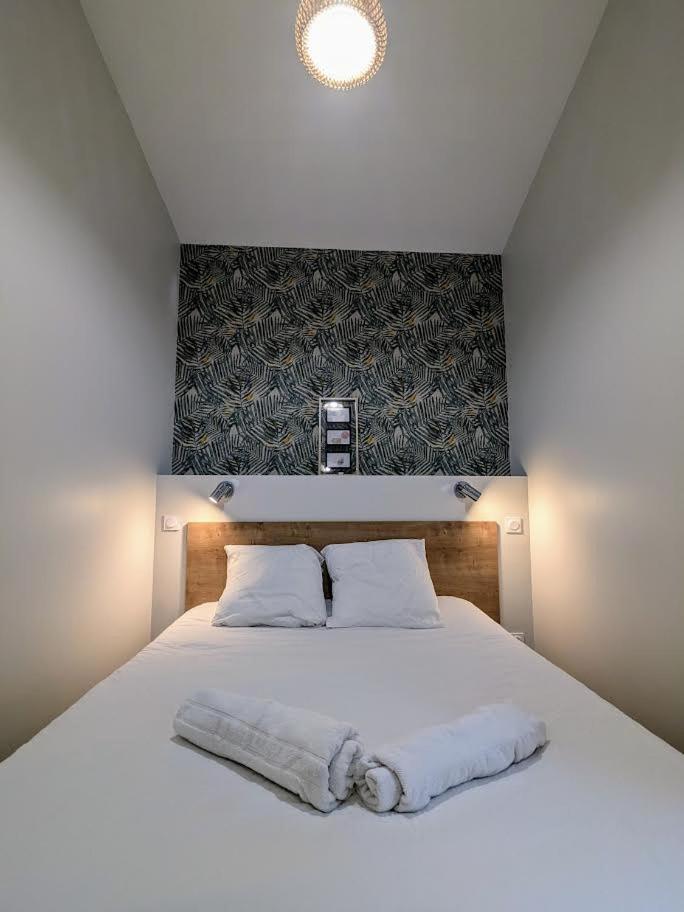 Le Boheme, Sauna & Spa Riorges المظهر الخارجي الصورة