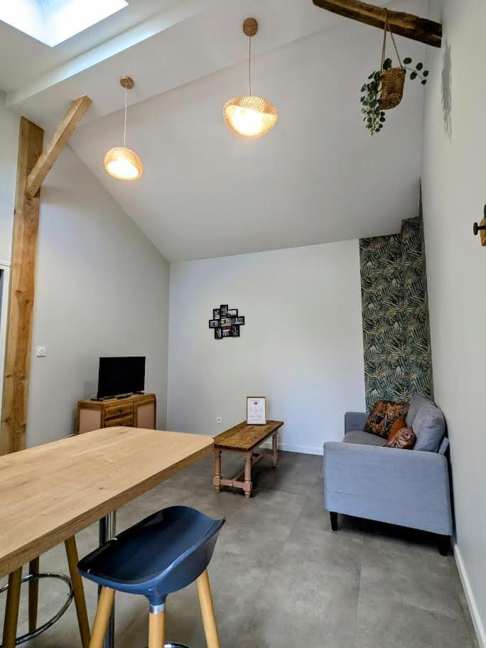 Le Boheme, Sauna & Spa Riorges المظهر الخارجي الصورة